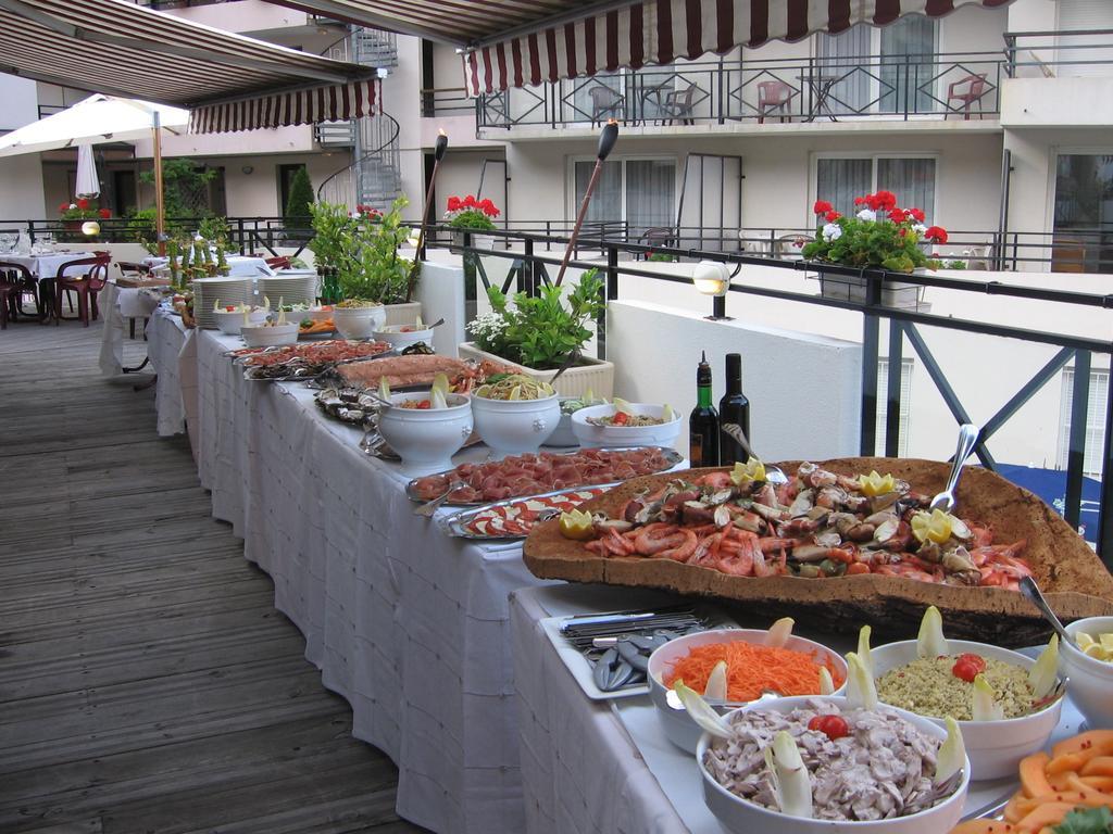 Hotel Amelie Brides-les-Bains Exterior photo